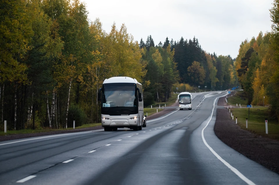 Пассажиры Lux Express не успел проехать финскую границу и вернулся в Хельсинки.