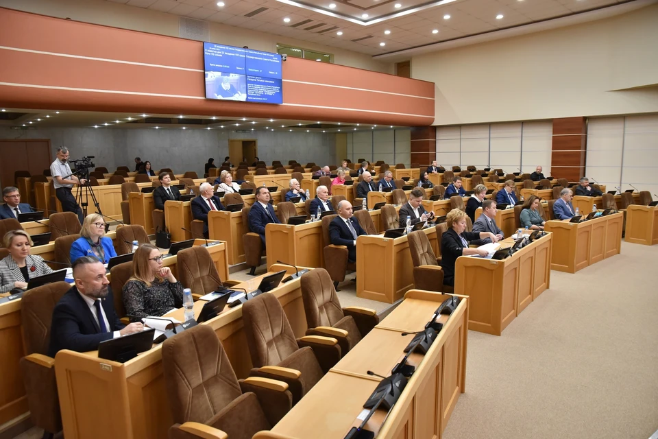 В 2024 году планируется исполнить 75 наказов избирателей Коми на сумму 75 млн рублей. Фото: gsrk.ru.