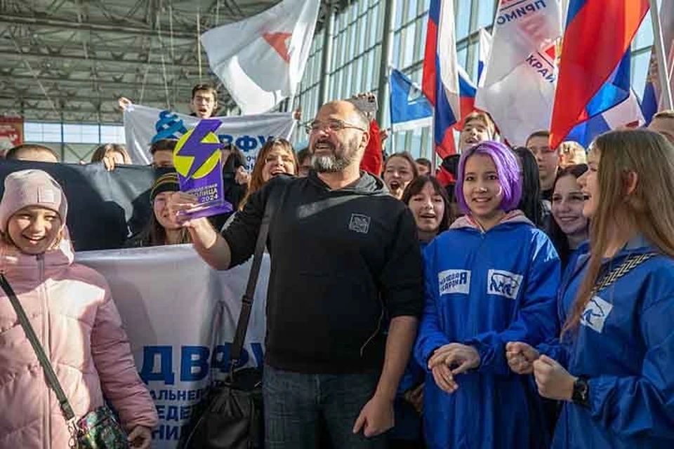 Владивостокцы поделились впечатлениями о победе города в голосовании.