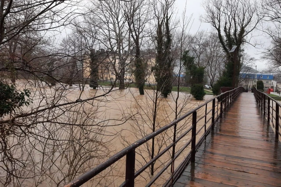 Вода в реке Вулан поднялась из-за сильных дождей Фото: t.me/BogodistovAA
