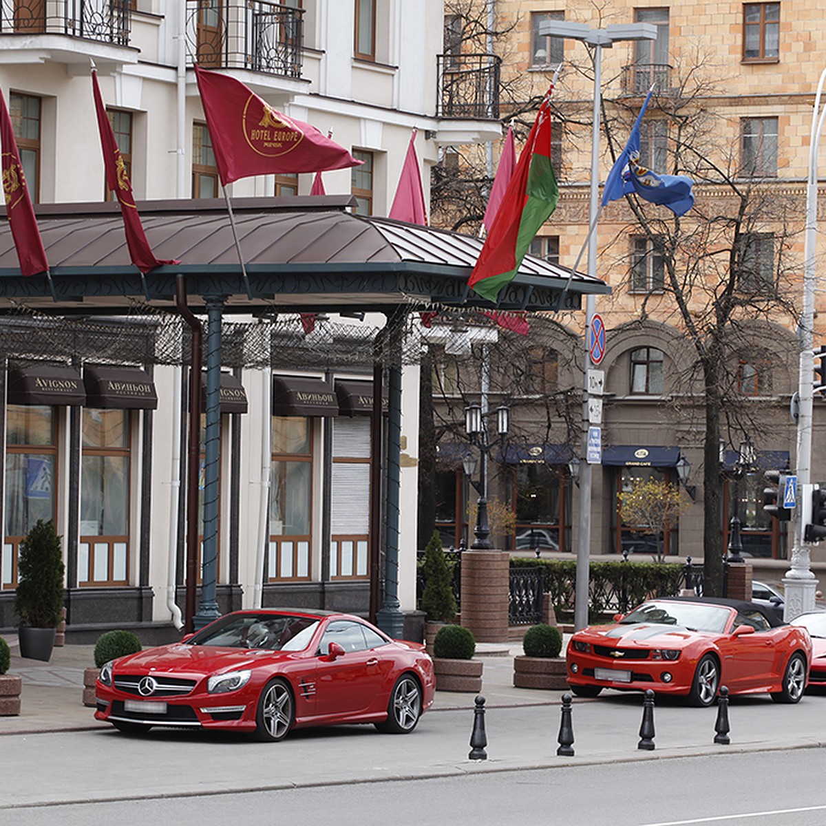 Налог для владельцев новых Bentley и Maserati назван в Беларуси - KP.RU