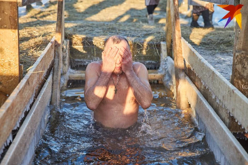 В некоторых муниципалитетах Мурманской области крешенские купания отменят.