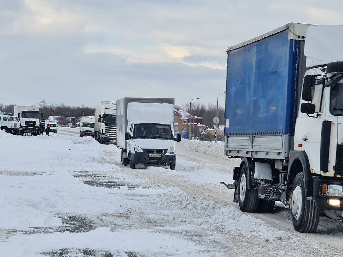 Под Ульяновском на федеральной трассе Р-241 открыли движение транспорта -  KP.RU