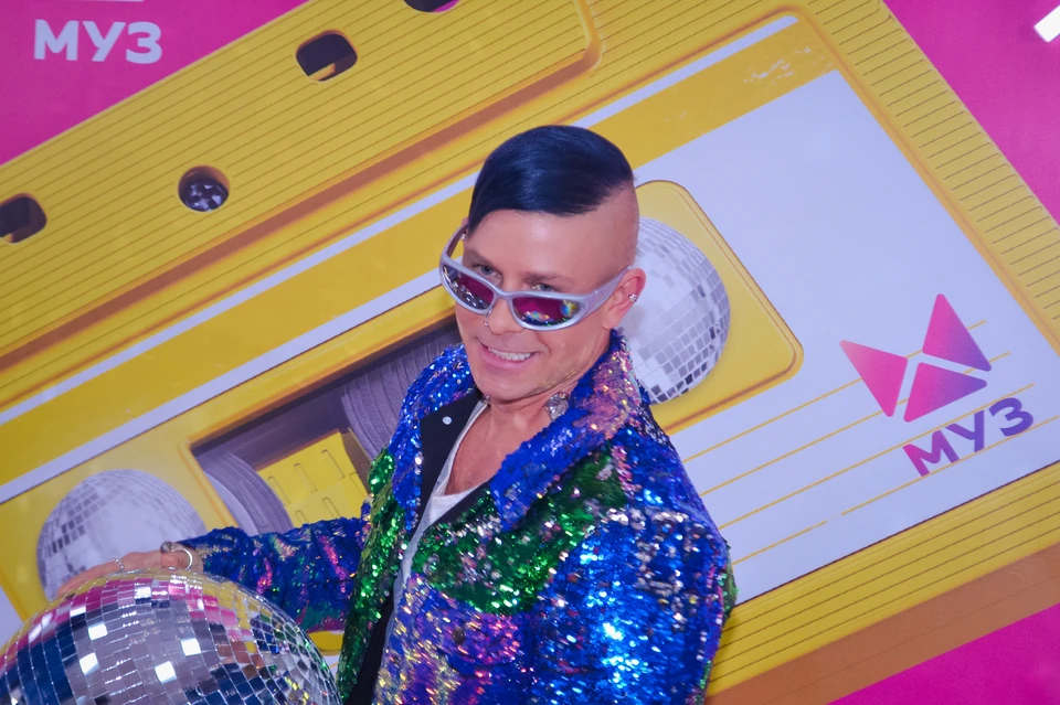 Певец Митя Фомин родом из Новосибирска отметил 50-летний юбилей - KP.RU