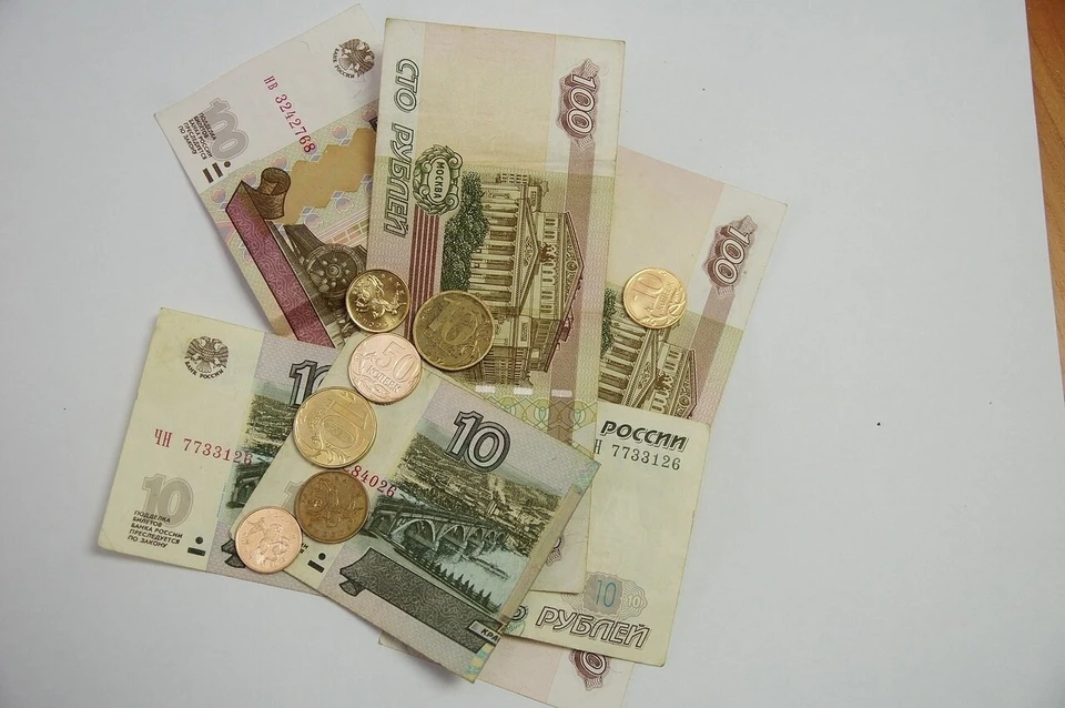 Внучка обворовала бабушку