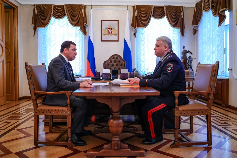 Евгений Куйвашев встретился с главой ГИБДД РФ Михаилом Черниковым. Фото: департамент информполитики Свердловской области
