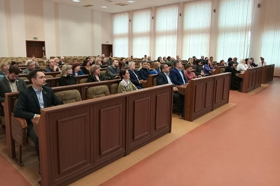 В Луганске обсудили развитие и меры поддержки НКО. Фото - администрация Луганска