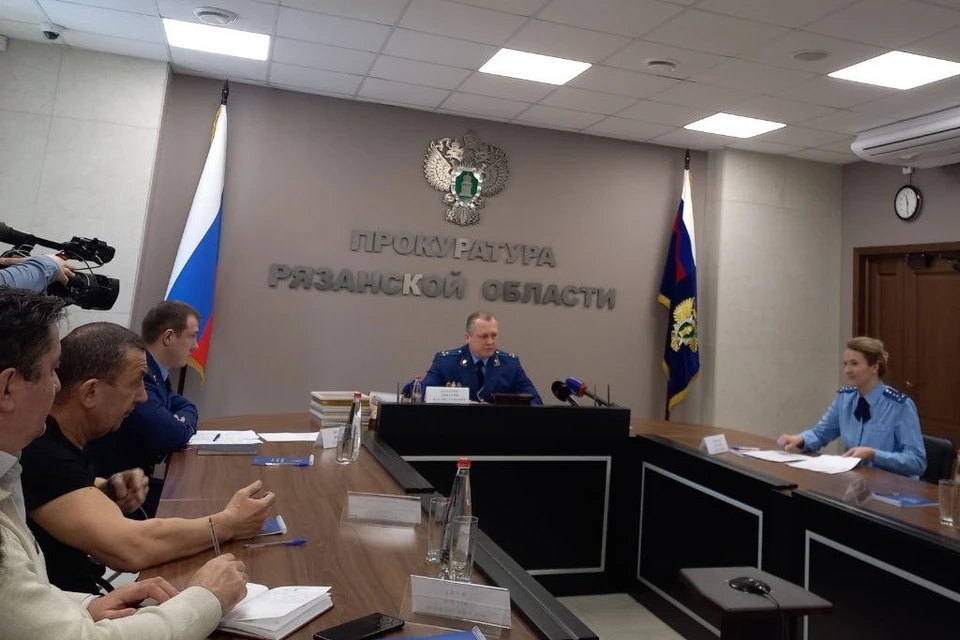 Прокурор Рязанской области Дмитрий Коданев провел брифинге 31 января.