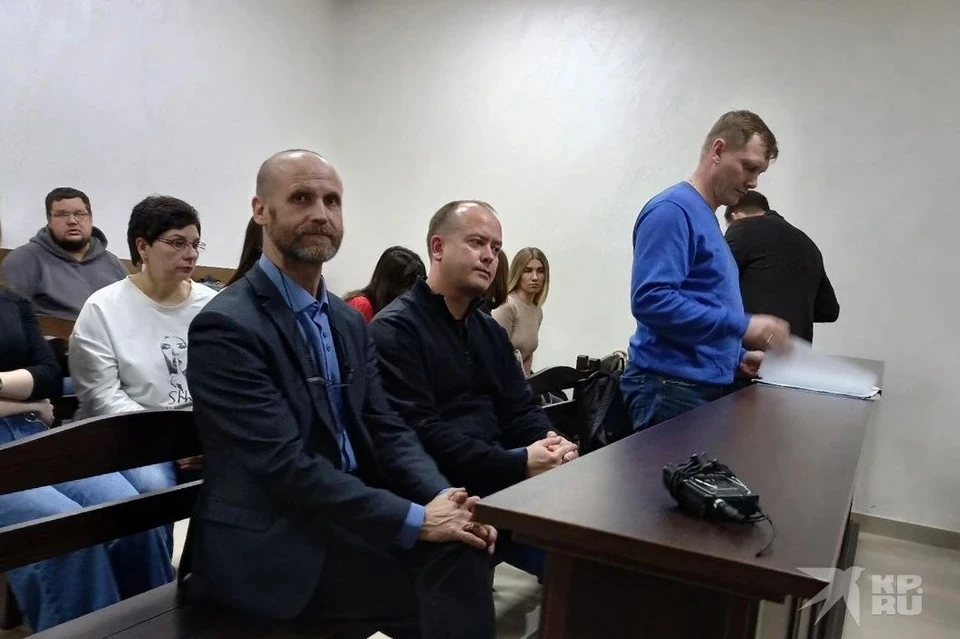 Игорь Ковалев (на первом плане) полностью отбыл срок, отмеренный Советским районным судом.