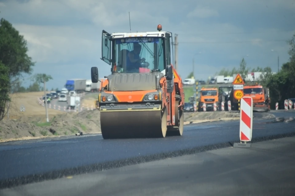 350 км дорог и 30 мостов отремонтировали в Смоленской области в 2023 году.