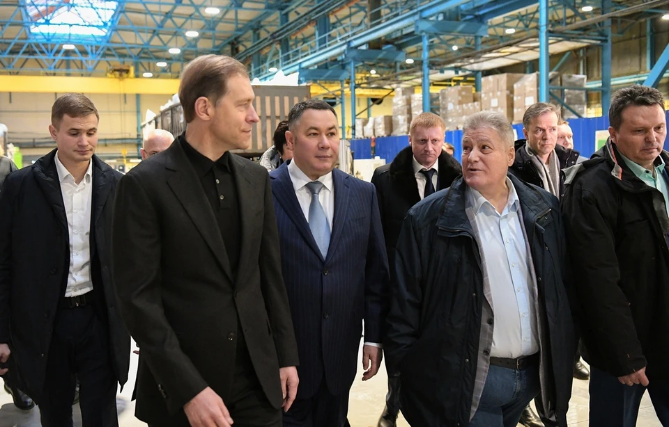 Завод посетили глава Минпромторга России Денис Мантуров и губернатор Игорь Руденя