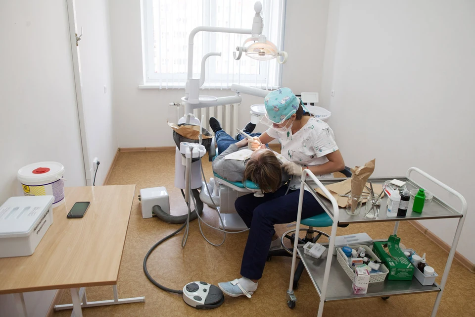 Стоматолог сказал, что белорусам поставили 7 миллионов пломб за год. Фото носит иллюстративный характер.