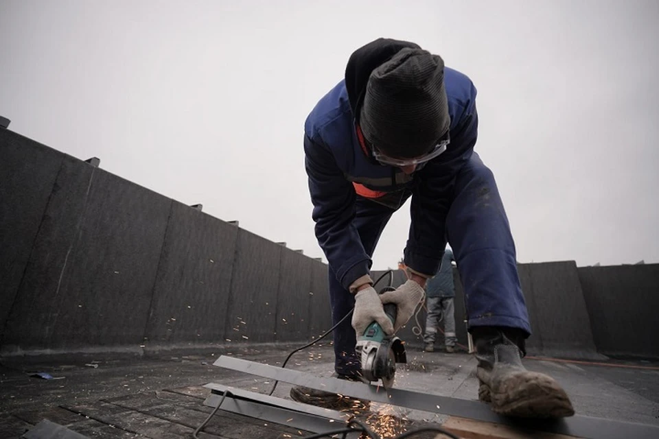 Специалисты из Якутии восстановят 65 объектов в Докучаевске ДНР в 2024 году (архивное фото)