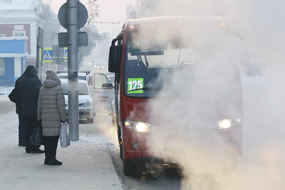 По словам перевозчиков, автобусы сломались из-за резкого похолодания