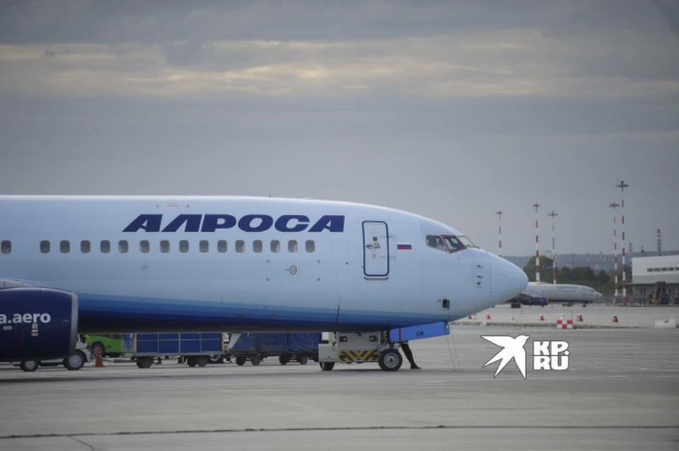 В ХМАО-Югре задерживается вылет самолета, который должен был отправиться в Екатеринбург