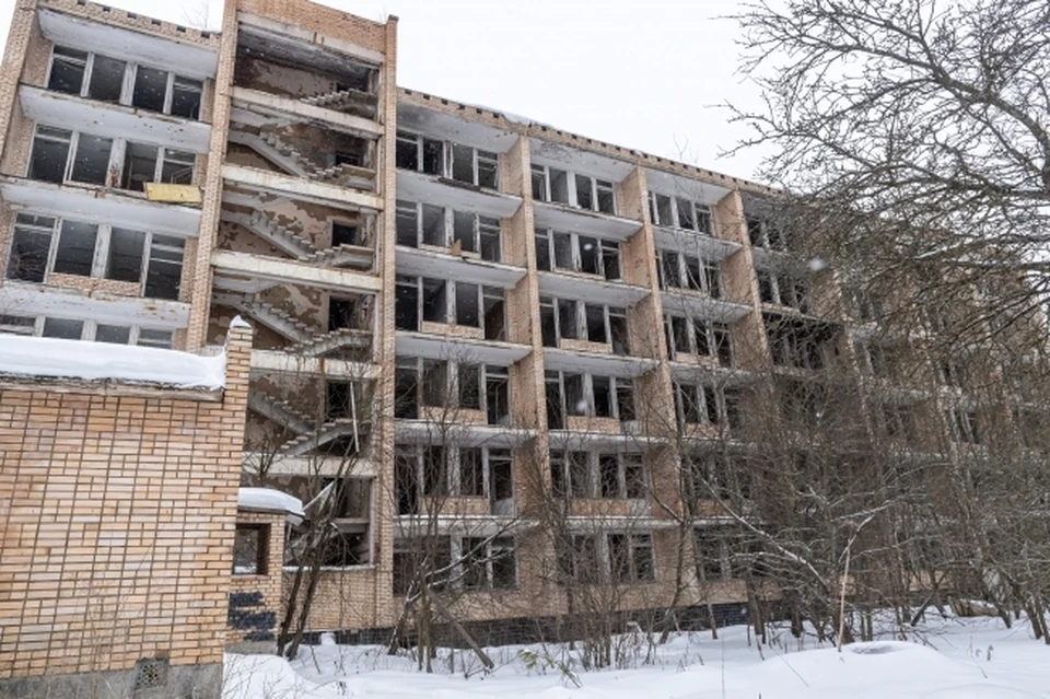 Фото: Власти ищут желающих снести многоквартирный дом на Азина в Саратове
