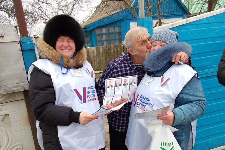 Жители Херсонской области впервые в составе России выбирают президента