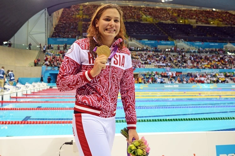 Спортсменка продает олимпийские медали, чтобы поддержать бойцов СВО