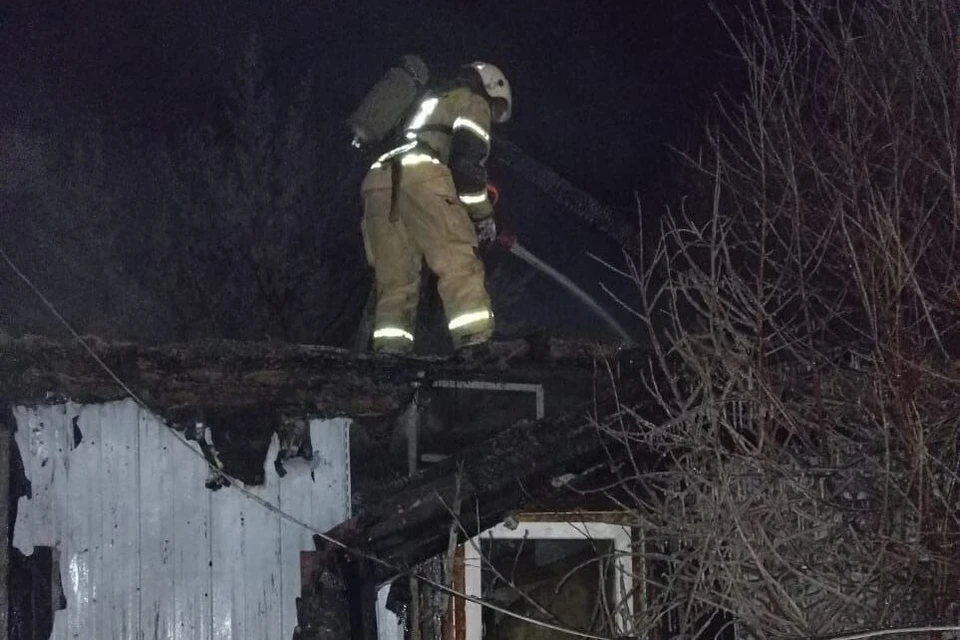 40 спасателей принимали участие в тушение огня