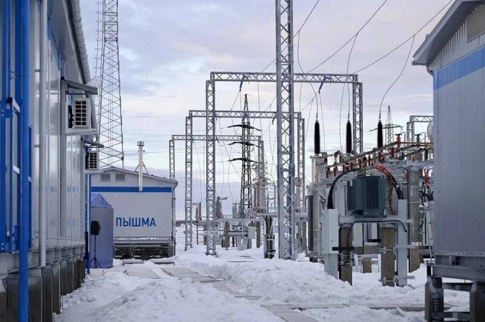 Хлопок с яркой вспышкой произошел около электроподстанции в Екатеринбурге Фото: департамент информационной политики Свердловской области