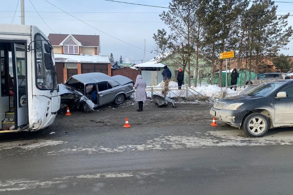 Авария случилась на улице Титова. Фото: Госавтоинспекция по Новосибирску