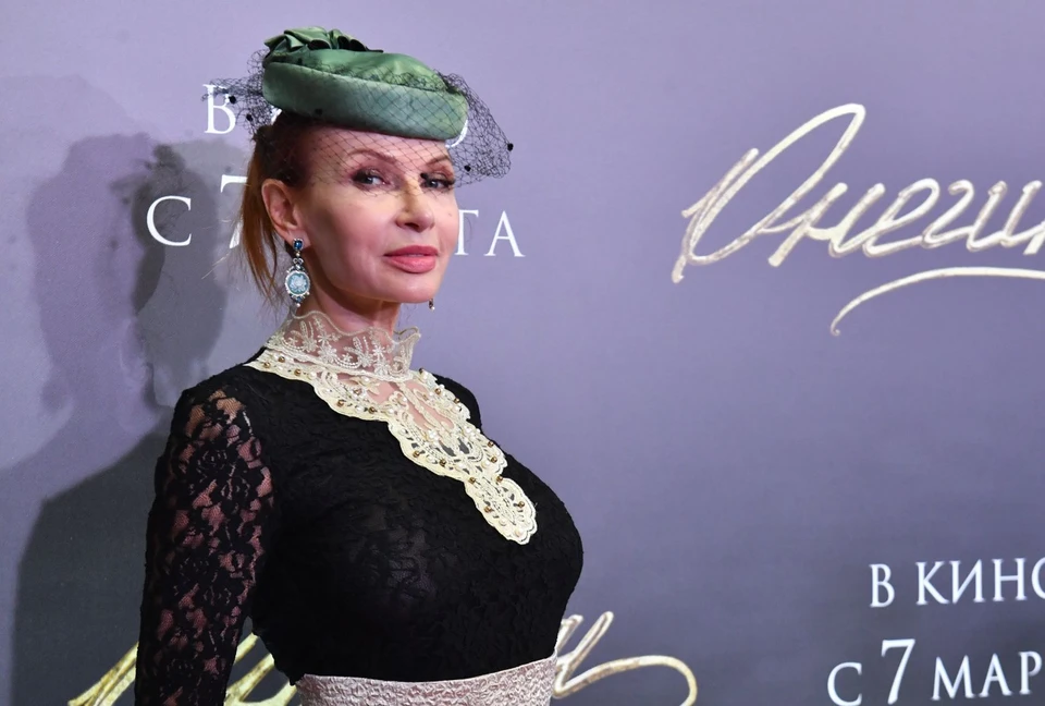 На премьере «Онегина» Бледанс появилась в блузке Гурченко, подчеркнувшей ее достоинства