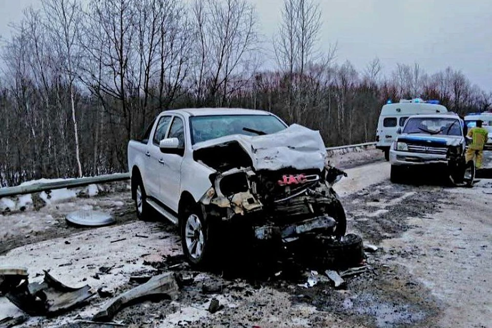 В Две машины столкнулись лоб в лоб Фото: УГИБДД по Хабаровскому краю