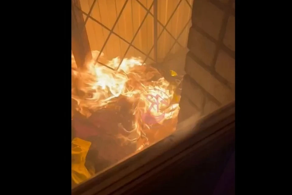 В студенческом общежитии Ярославля произошел пожар. Скриншот с видео, группа "Жесть Ярославль" ВКонтакте