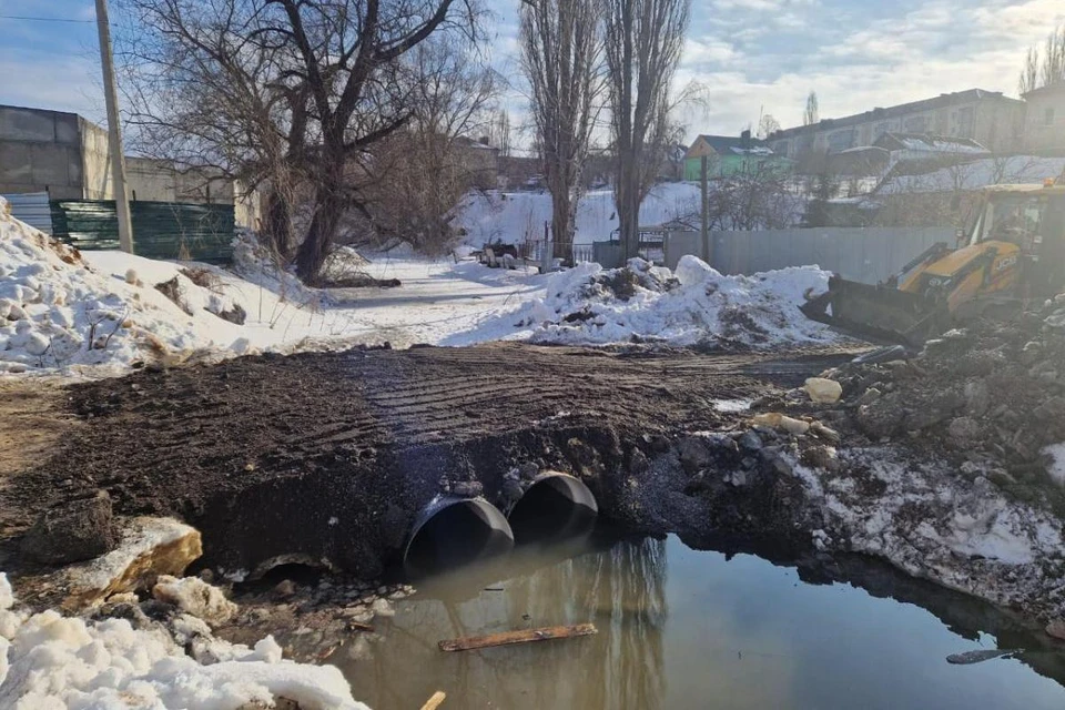 В Липецке для пропуска талых вод заменили трубы под мостом через Студеный ручей