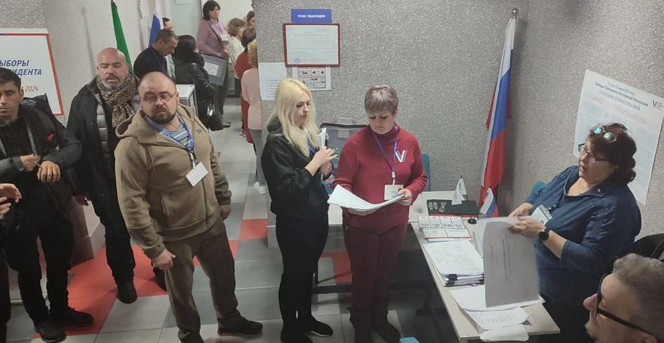 В Запорожской области продолжается голосование. Фото - телеграм-канал избирательной комиссии региона