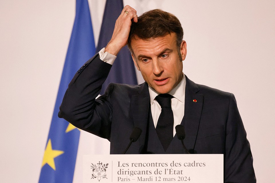 «Я не иду с наступательными инициативами»: Президент Франции сменил риторику