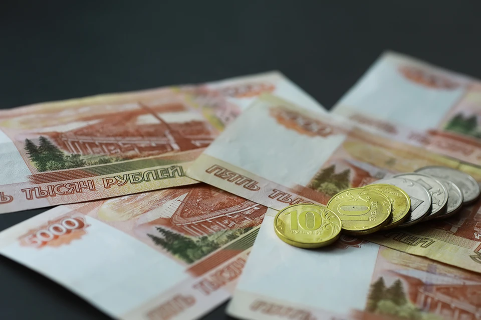 Банк Уралсиб выплатил 75% всех страховых выплат клиентам КИВИ Банка. Фото: freepik.com.