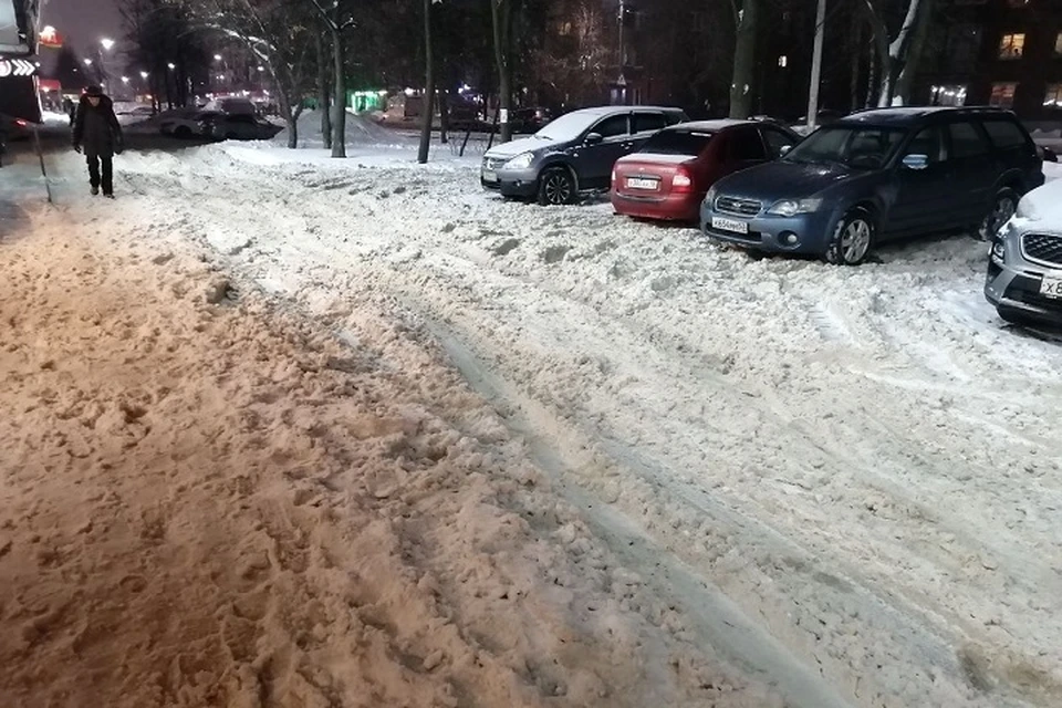 Матвиенко отметила многочисленные жалобы жителей на плохую уборку снега и льда.