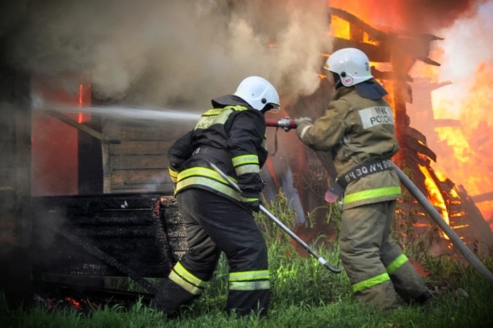 В пожаре в сторожевой будке в Ульяновске пострадал мужчина. Фото архив