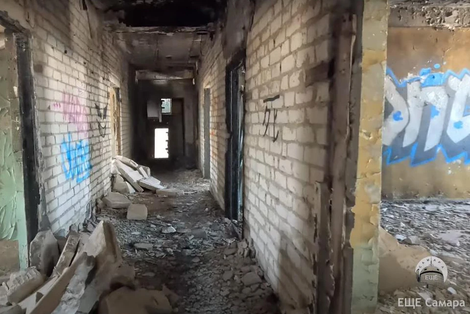 Здание долгое время находится в запустении. / Фото: скриншот с видео Евгения Щекина