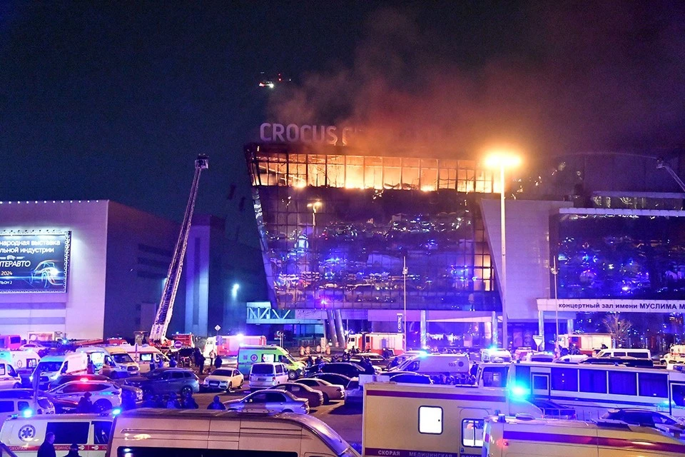 В торговом центре погибли более 60 человек.