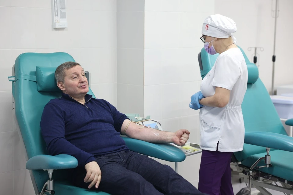 Волгоградский губернатор захотел помочь раненым. Фото: администрация Волгоградской области.
