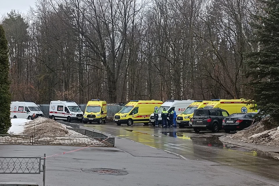 Многим, из тех, кто получил легкие травмы оказали помощь и отпустили под амбулаторное наблюдение