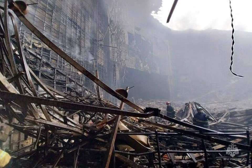 Огонь уничтожил почти все. Фото: МЧС России