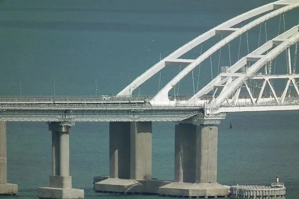 Очередь перед Крымским мостом со стороны Кубани уменьшилась до 60 авто