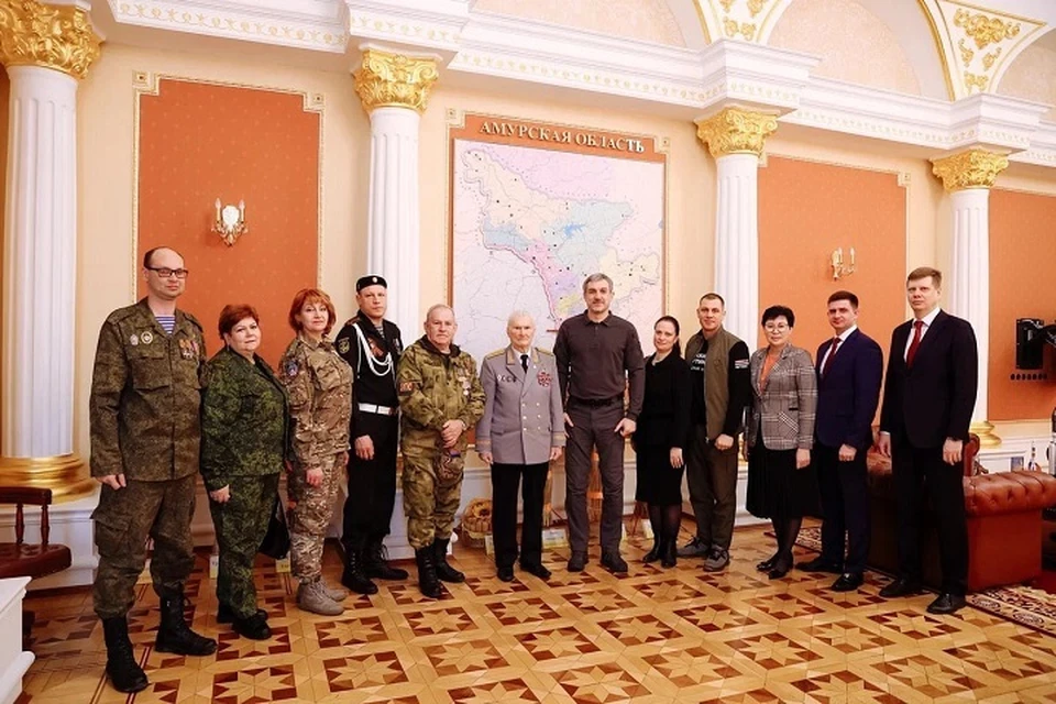 Губернатор Амурской области встретился с ветеранами из ДНР. Фото: t.me/fond_ZO_DPR