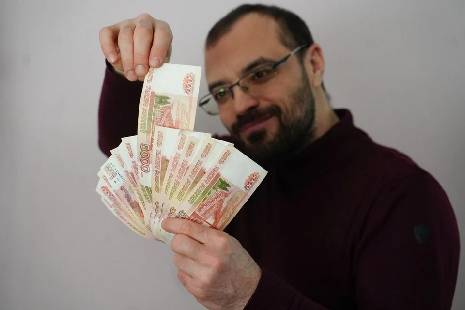 Ульяновец оформил на бывшую жену три кредита на 15 тысяч рублей