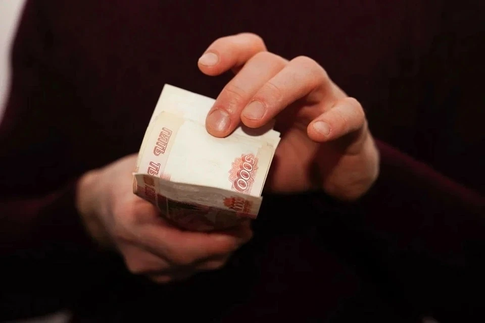 Сыктывкарец захотел продажной любви и отдал мошенникам 100 тысяч рублей