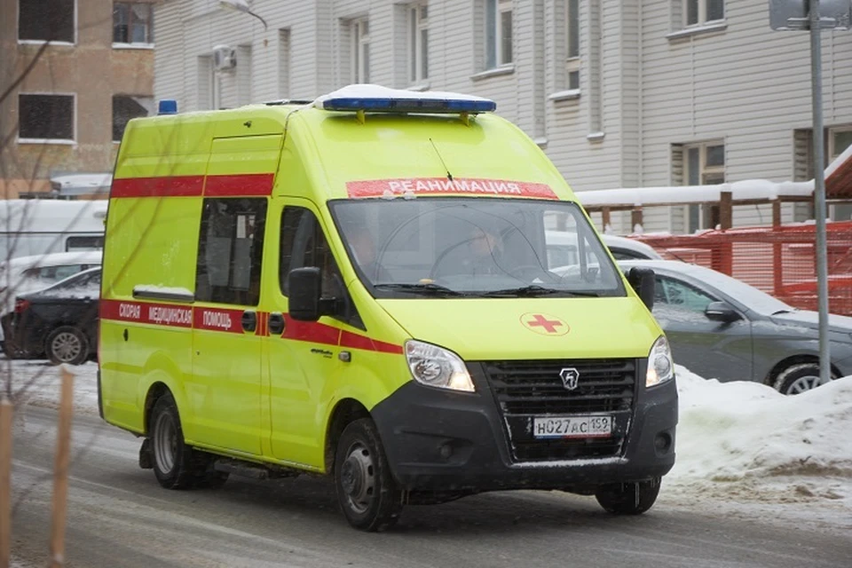 Трехлетний мальчик выпал из окна третьего этажа в Хабаровске