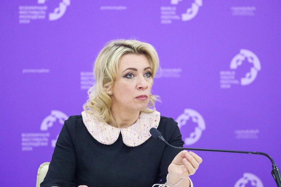 Захарова после слов Бербок о втягивании НАТО в войну попросила купить ей учебник