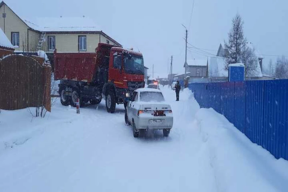 Автомобили получили механические повреждения. Фото: ГИБДД Ямала