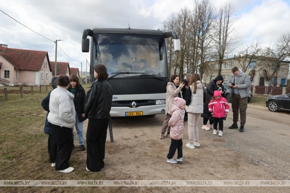 Автобус с детским хором, который застрял на границе Беларуси и Литвы, приехал в Молдову. Фото: БелТА