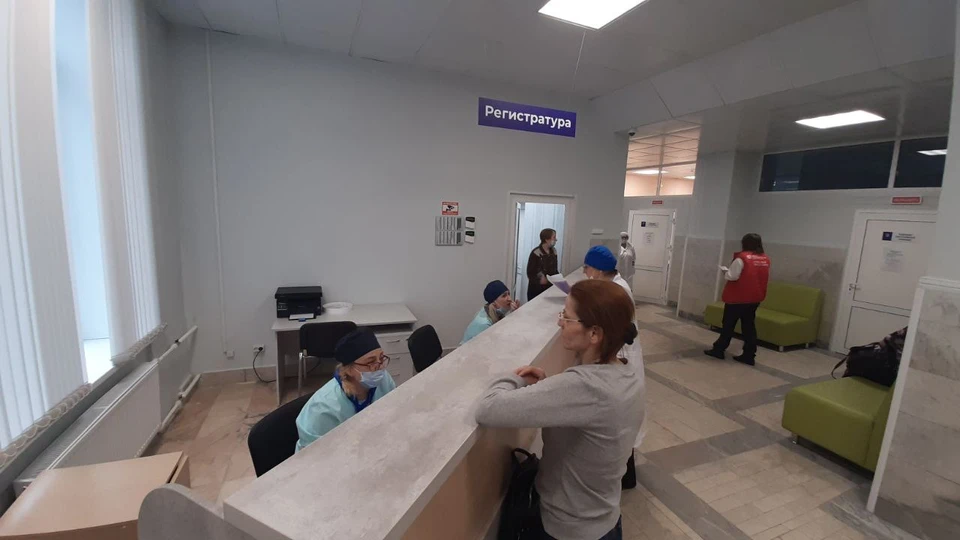 Обновленная поликлинику в Новокузнецке снова начала прием своих пациентов. Фото - АПК.