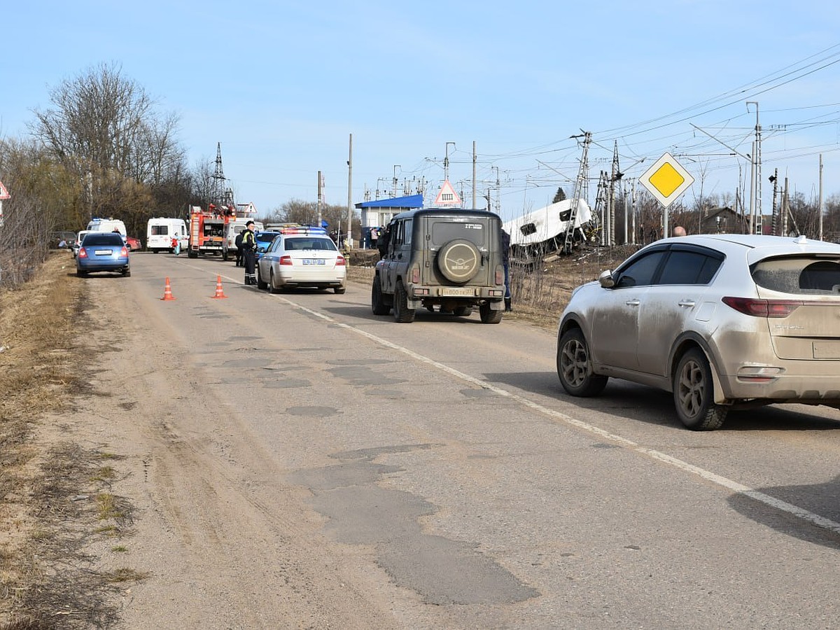 В Берендеево открыт пункт приема граждан для близких погибших в аварии -  KP.RU