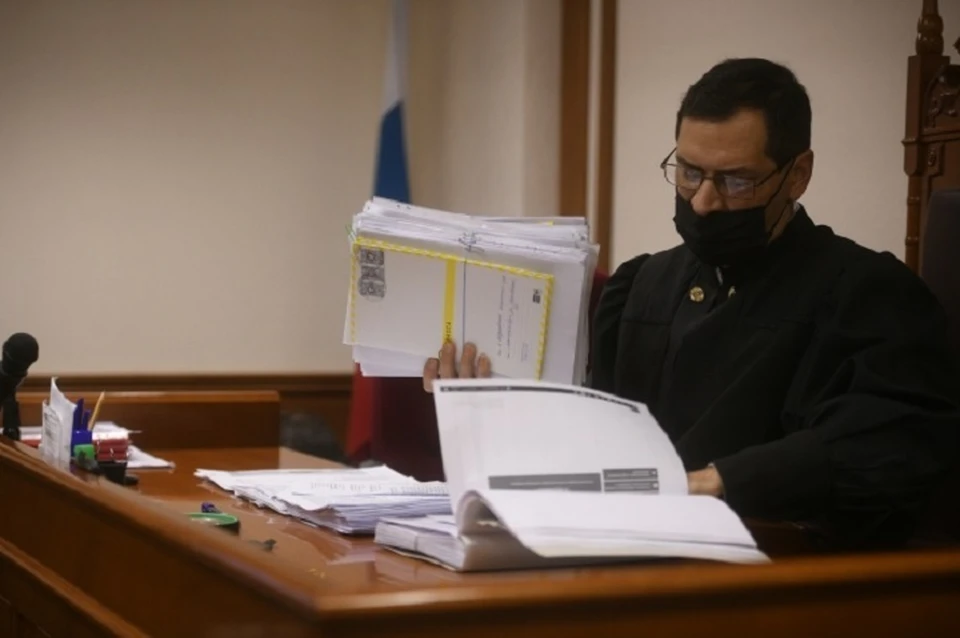 Житель Якутии выслушал приговор за кражу специального телефона у инвалида